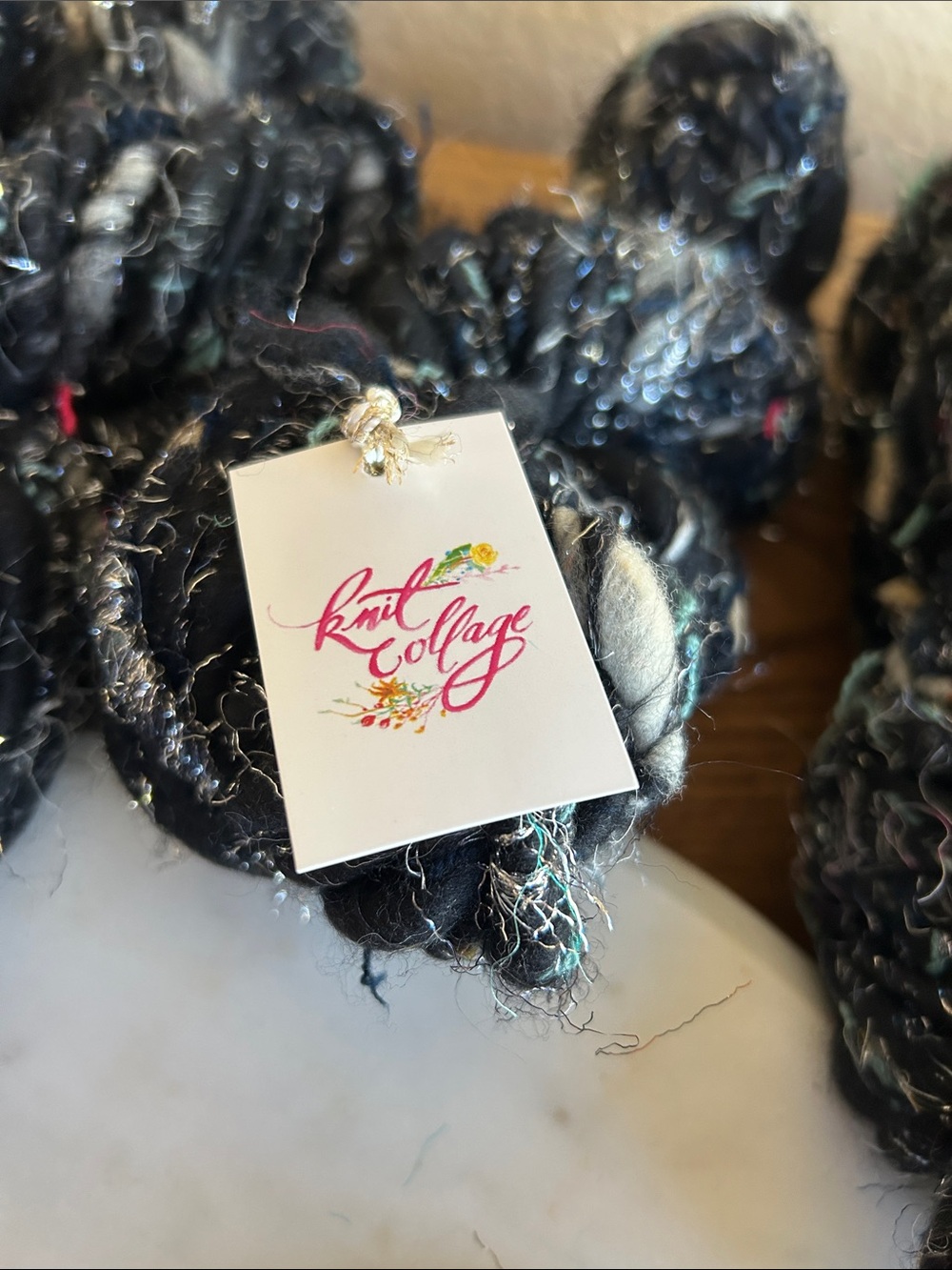Knit collage yarn. Happy Dance black Mixed-Texture Yarn Bundle - Artisanal yarn - Picture 8 of 8